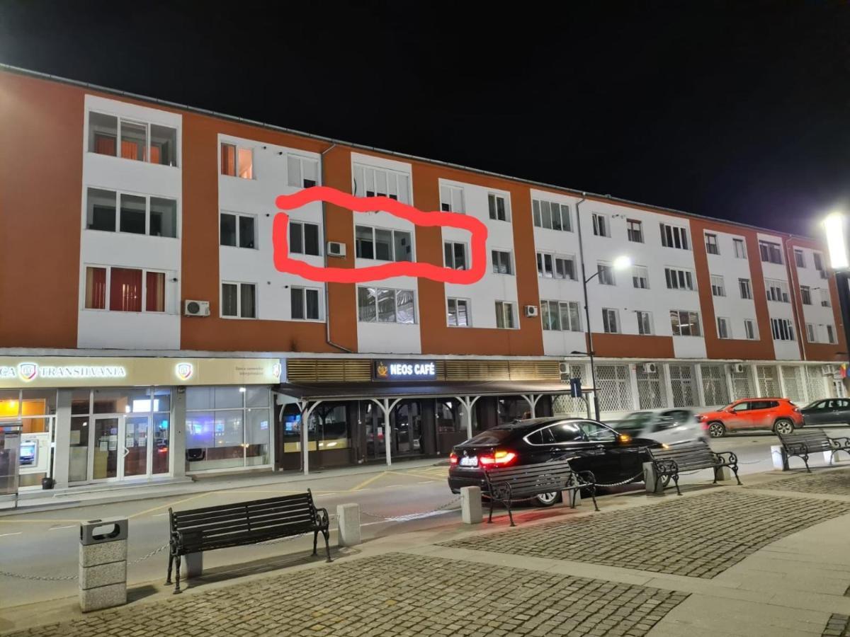 Apartament Ultra Central 1 Apartment ฮูเนโดอารา ภายนอก รูปภาพ